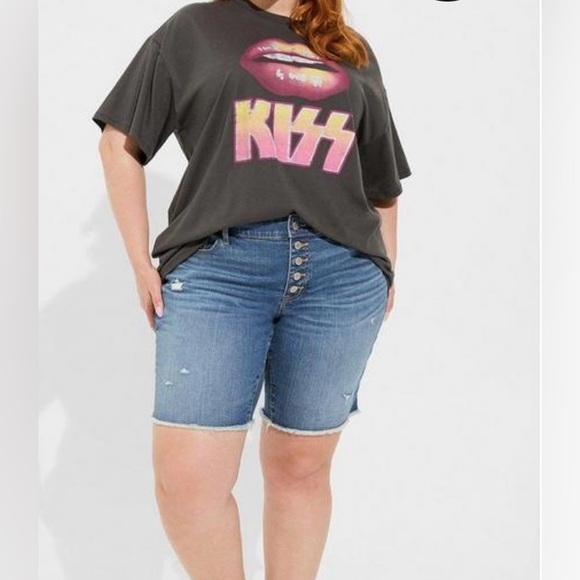 Torrid Kiss Relaxed Fit Cotton Oversized Tunic Tee Size 4X - Picture 2 of 3